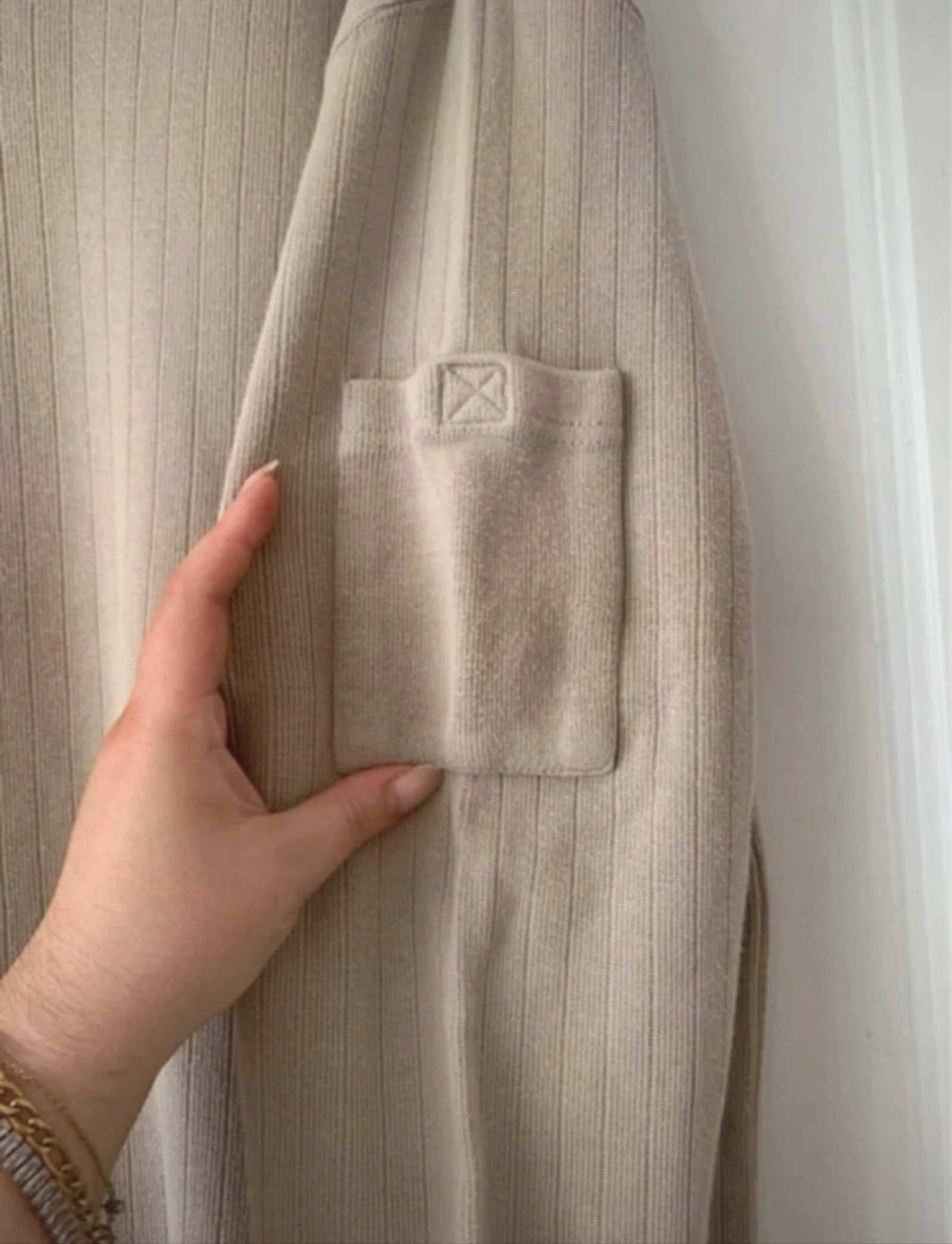 Vintage Cream Men's V-Neck Sweater - Size XL Jules – photo 5